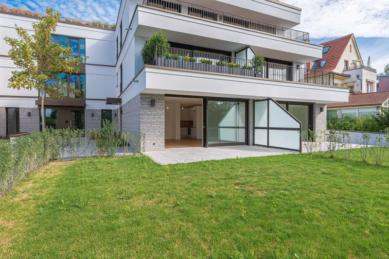 Wohnen wie im Haus – großzügige 4-Zimmer-Gartenwohnung mit eigenem Eingang, EBK, Sofortbezug möglich — photo 1
